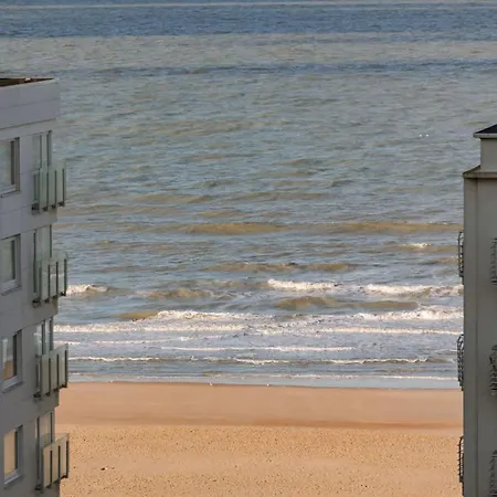 Casiola - Sky-high With Panoramic Views In * Oostende